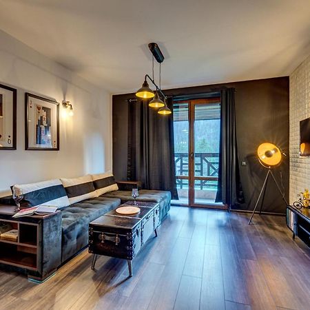 Black Box Studio Smolyan Buitenkant foto